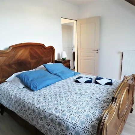 Gite L'etoile Du Berger Holiday home La Bohalle